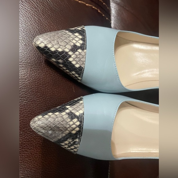 L.K. Bennett London Kay blue leather pumps with snake toe cap, EUC, size 38 - Picture 6 of 8